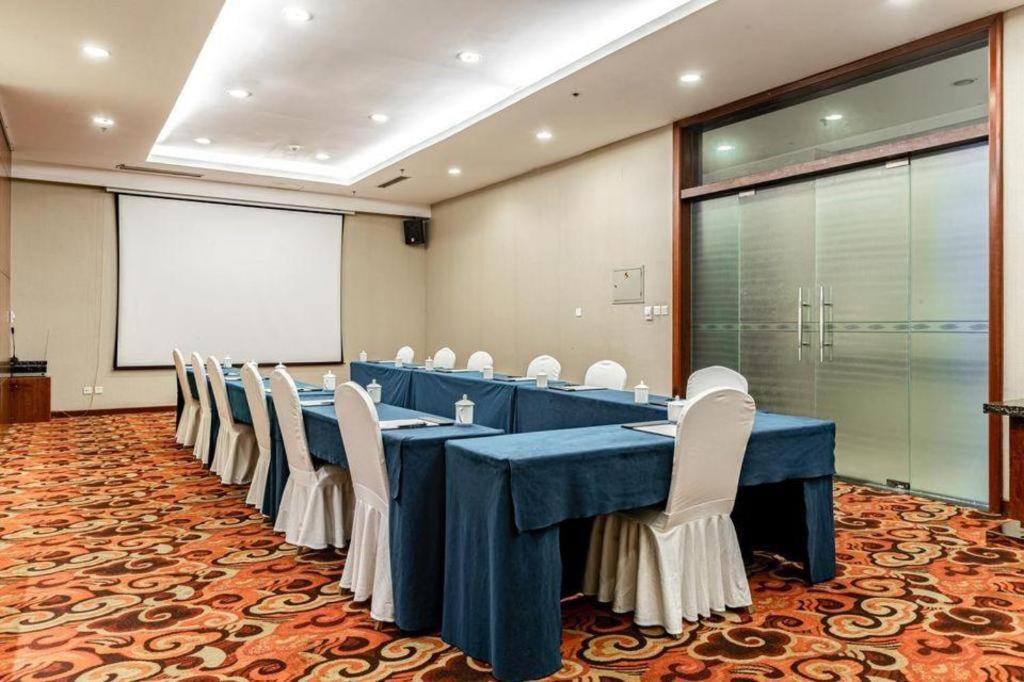 Qingdao Blue Horizon Hotel Licang Exterior foto